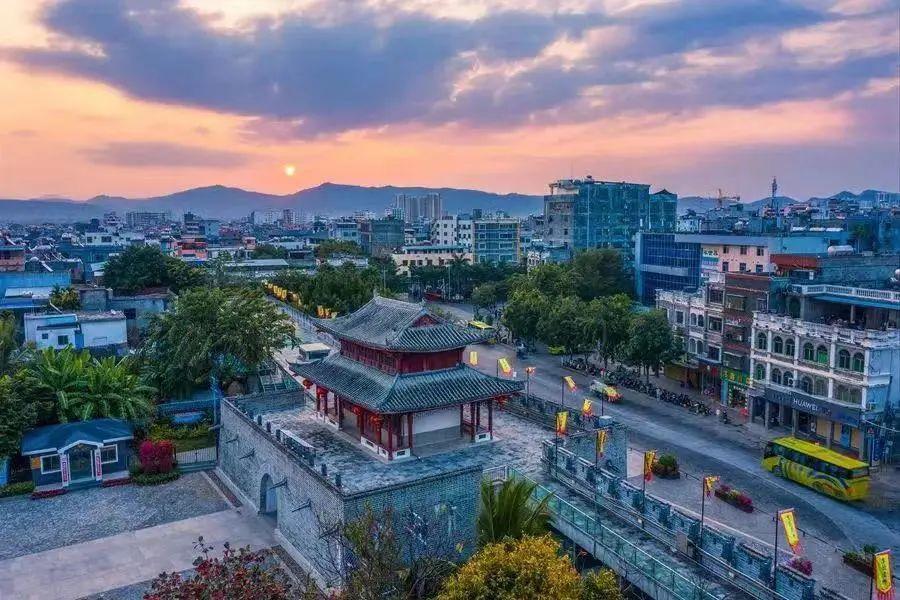 三亞特產(chǎn)(三亞特產(chǎn)哪里買便宜又好)