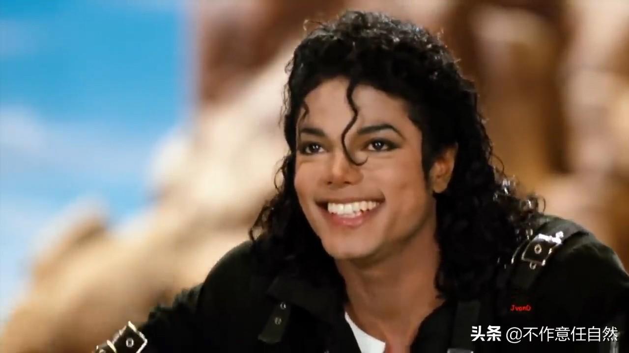 邁克爾杰克遜怎么變白的(邁克爾杰克遜怎么變白的)