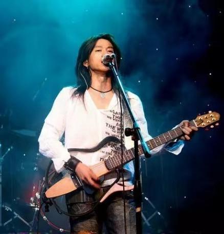 竇唯年輕照片 竇唯最好看的照片