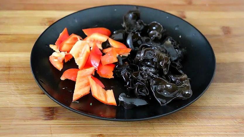 苦瓜怎么做好吃 吃苦瓜等于慢性自殺