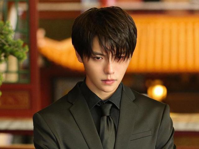 尸鱉為什么怕小哥的血(血尸為什么給小哥下跪)