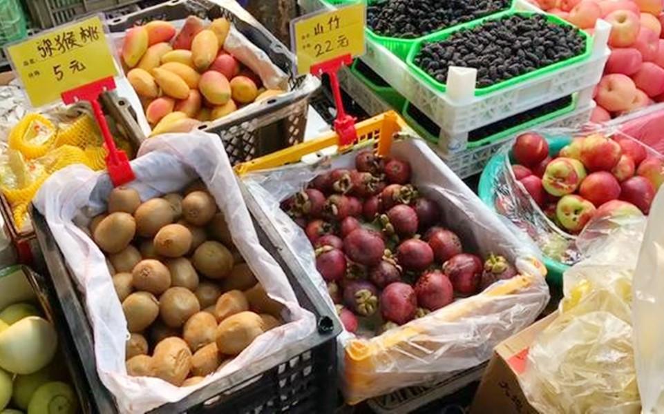 山竹里面黃黃的是什么可以吃嗎?水果店老板:不懂的人買的山竹白吃了