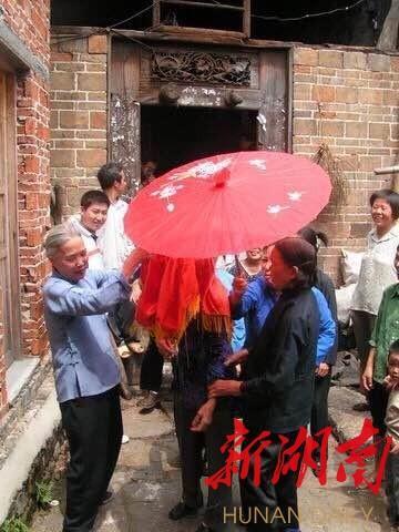 熱文哭嫁歌曲簡介(哭嫁歌詞大全)