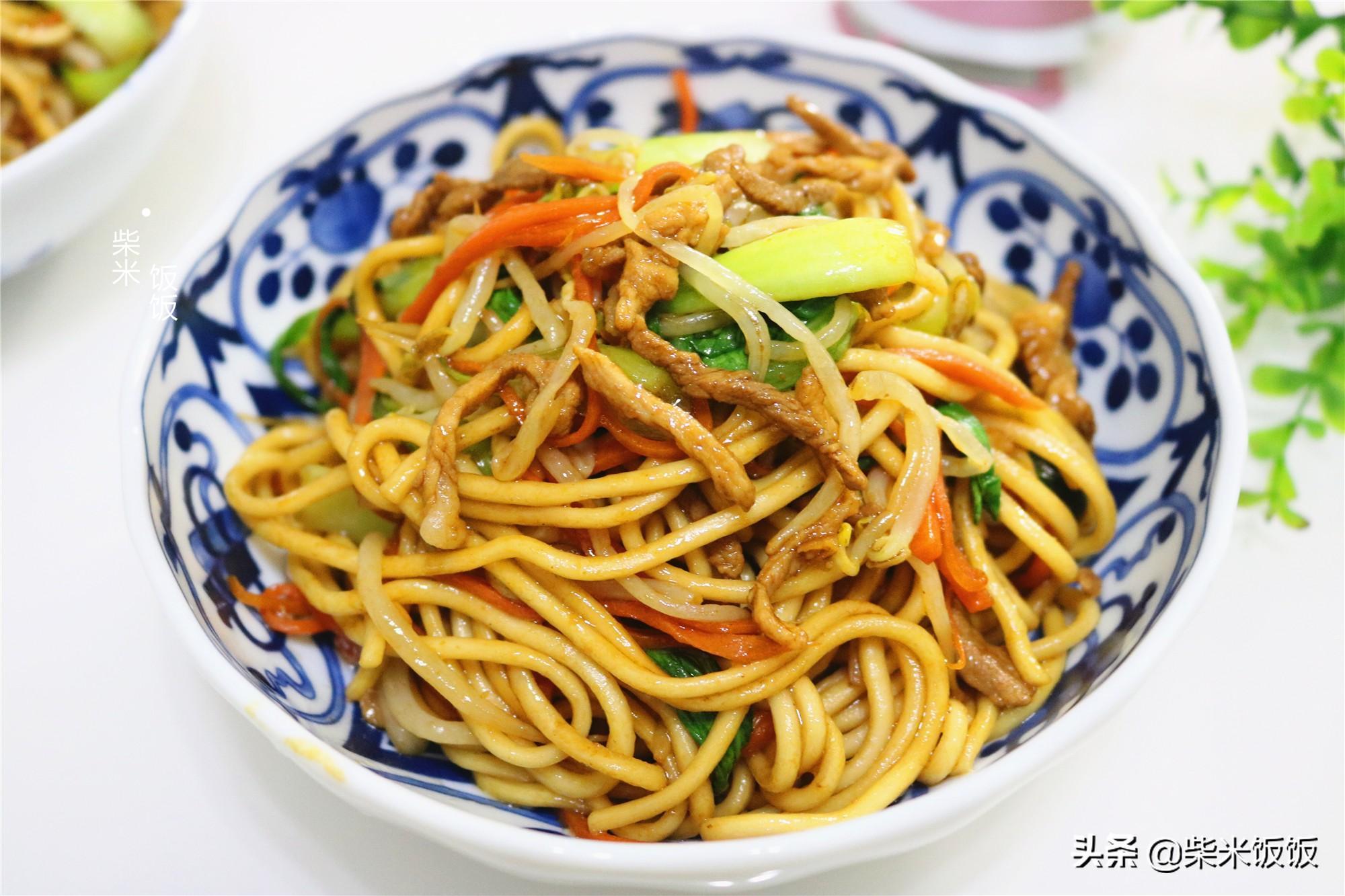 肉絲炒面的做法 肉絲炒面的做法視頻