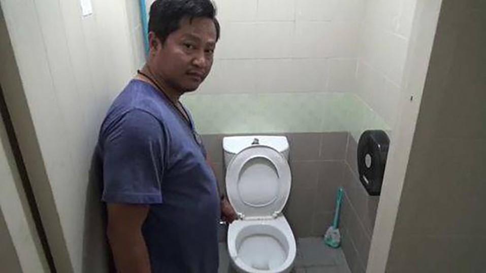 蛇為什么會鉆進馬桶(蛇為什么會從馬桶里鉆出來)