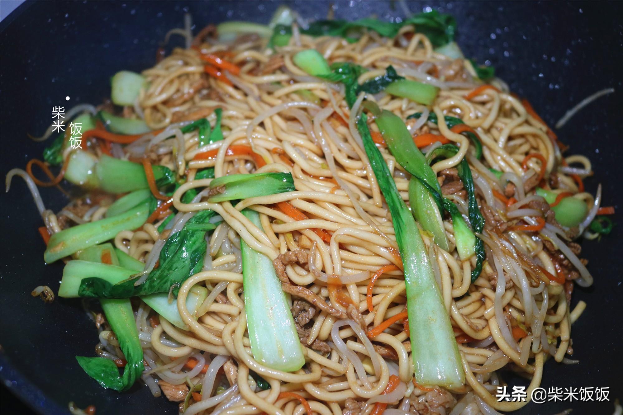 肉絲炒面的做法 肉絲炒面的做法視頻