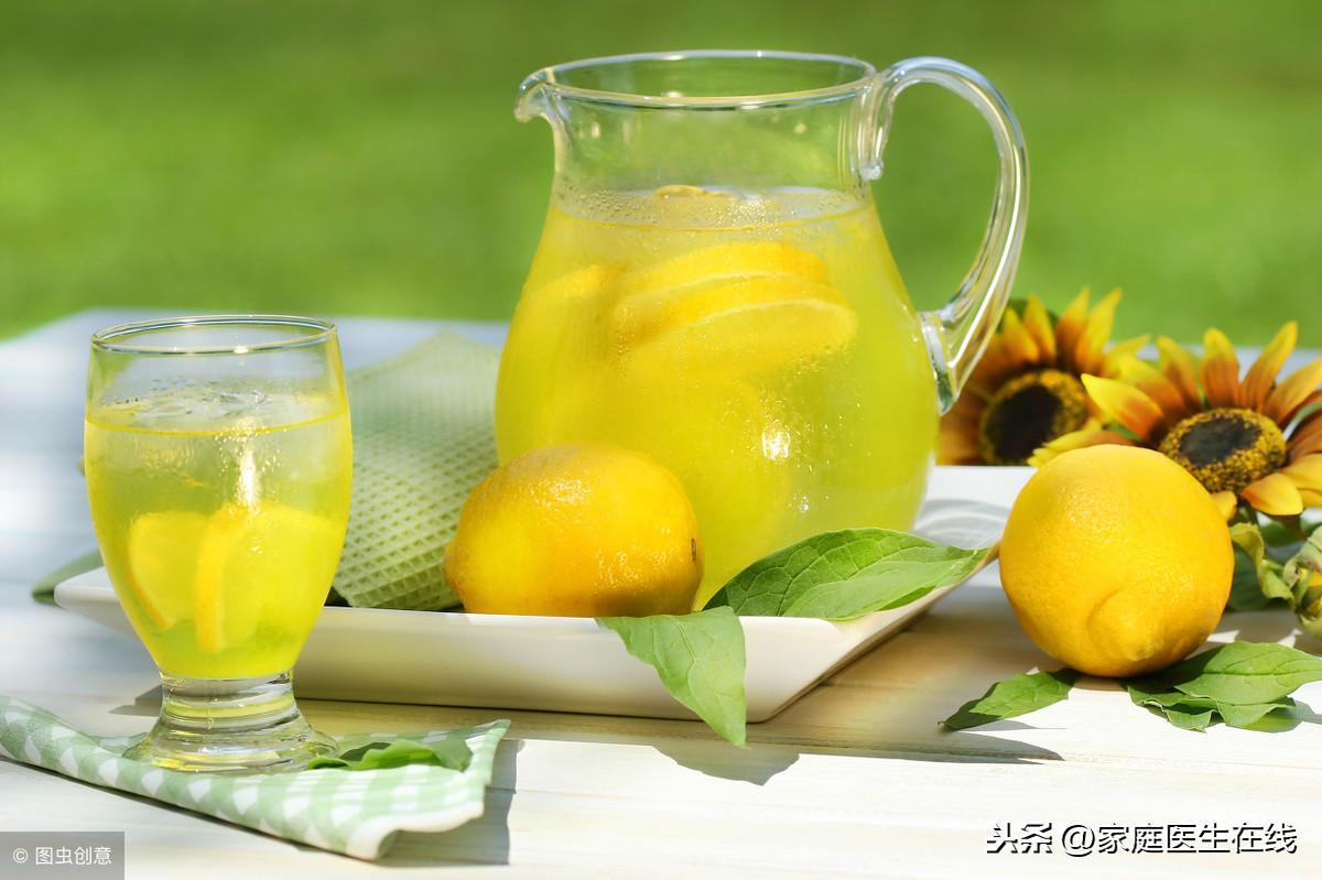 檸檬用熱水泡嗎(檸檬用熱水還是冷水泡)