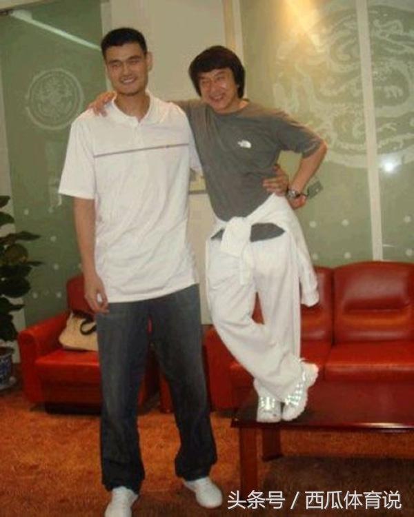 馬云身高是多少(馬云的身高有1米66)