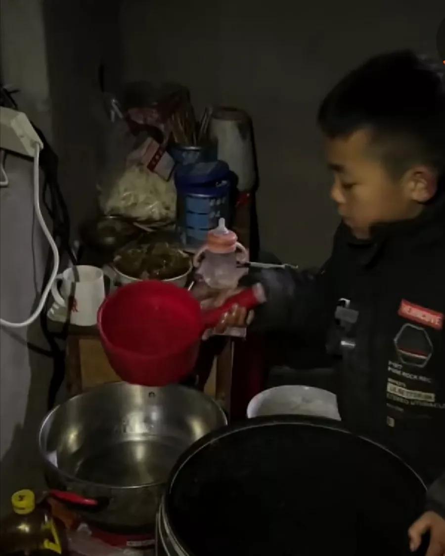 生了八個孩子的河南家庭(河南生八個孩子的名字)