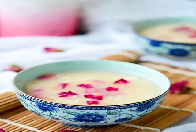 玫瑰花醬如何制作(玫瑰花醬怎么制作)