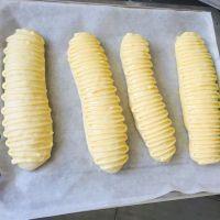 毛毛蟲面包的做法(毛毛蟲面包的做法步驟)