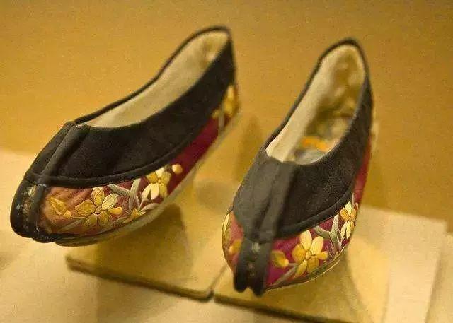 熱文屨的含義(屨怎么讀)