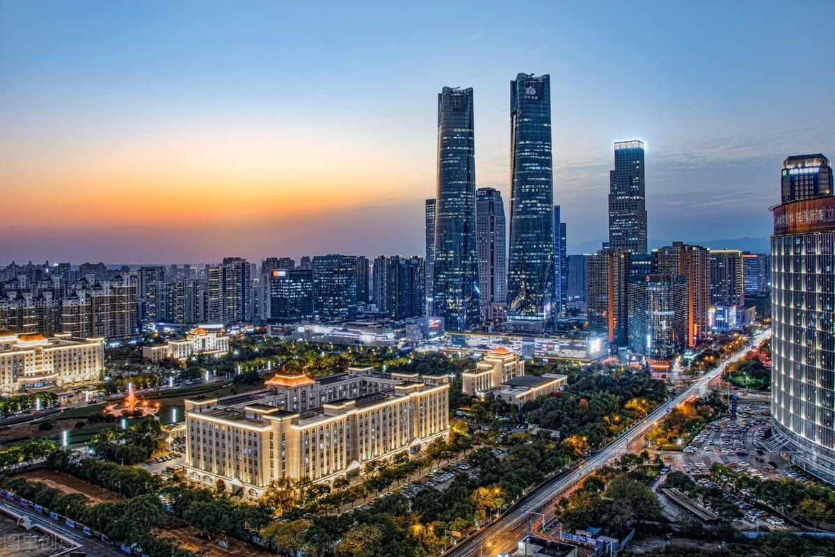 最新十大火爐城市排名(中國(guó)十大最熱的城市排名)