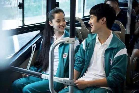 多少歲談戀愛算早戀，心理學(xué)家埃里克森告訴你答案