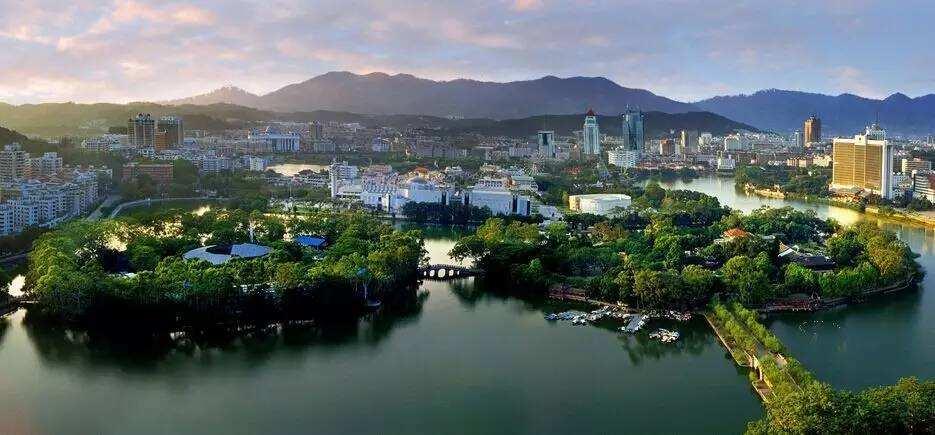 中國五大熱城市排名(中國五大火爐城市排名)