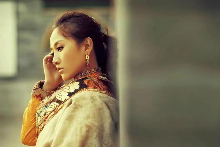 藏族女歌手名單央金蘭澤（中國好聲音藏族女歌手名單）