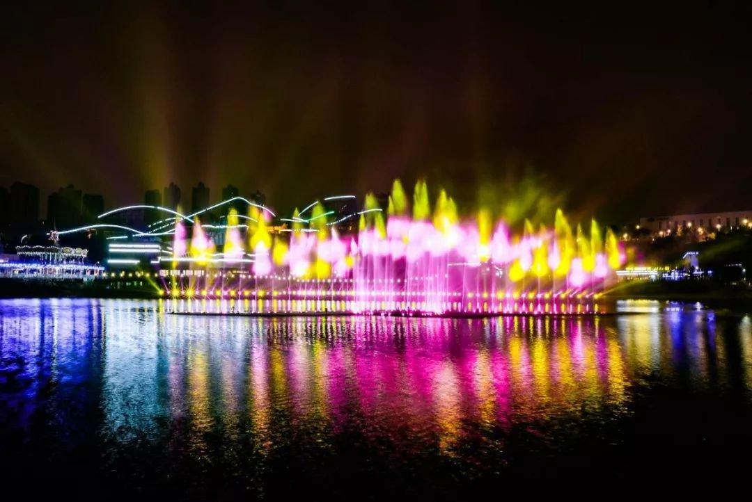 重慶歡樂谷攻略(重慶年輕人必玩的地方)