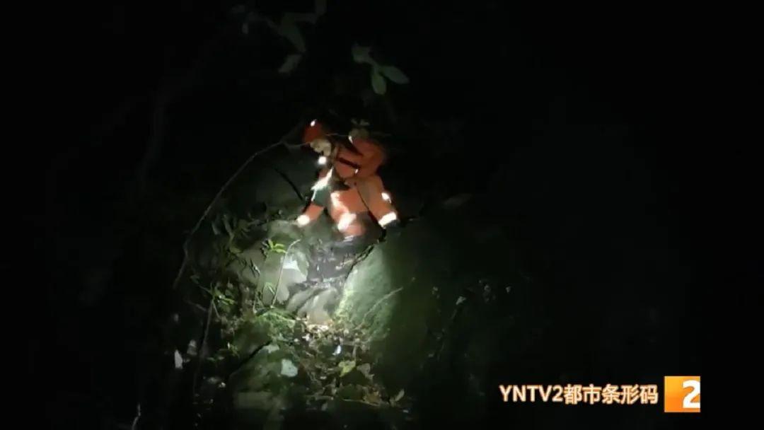 遇難地質人員進山為何穿一次性雨衣，初步判斷遇難原因最大可能是失溫