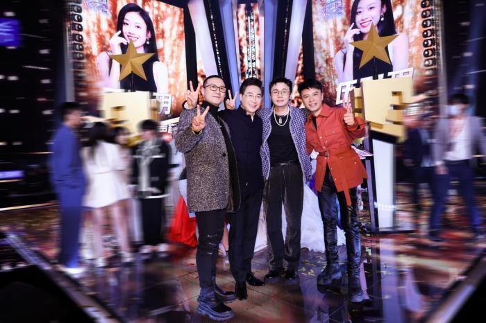 黃鶴是不是《中國好聲音》的學員?(黃鶴中國好聲音第一季選手/學員)