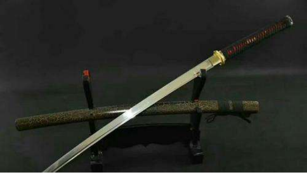 中華苗刀圖片(中國古代冷兵器苗刀)