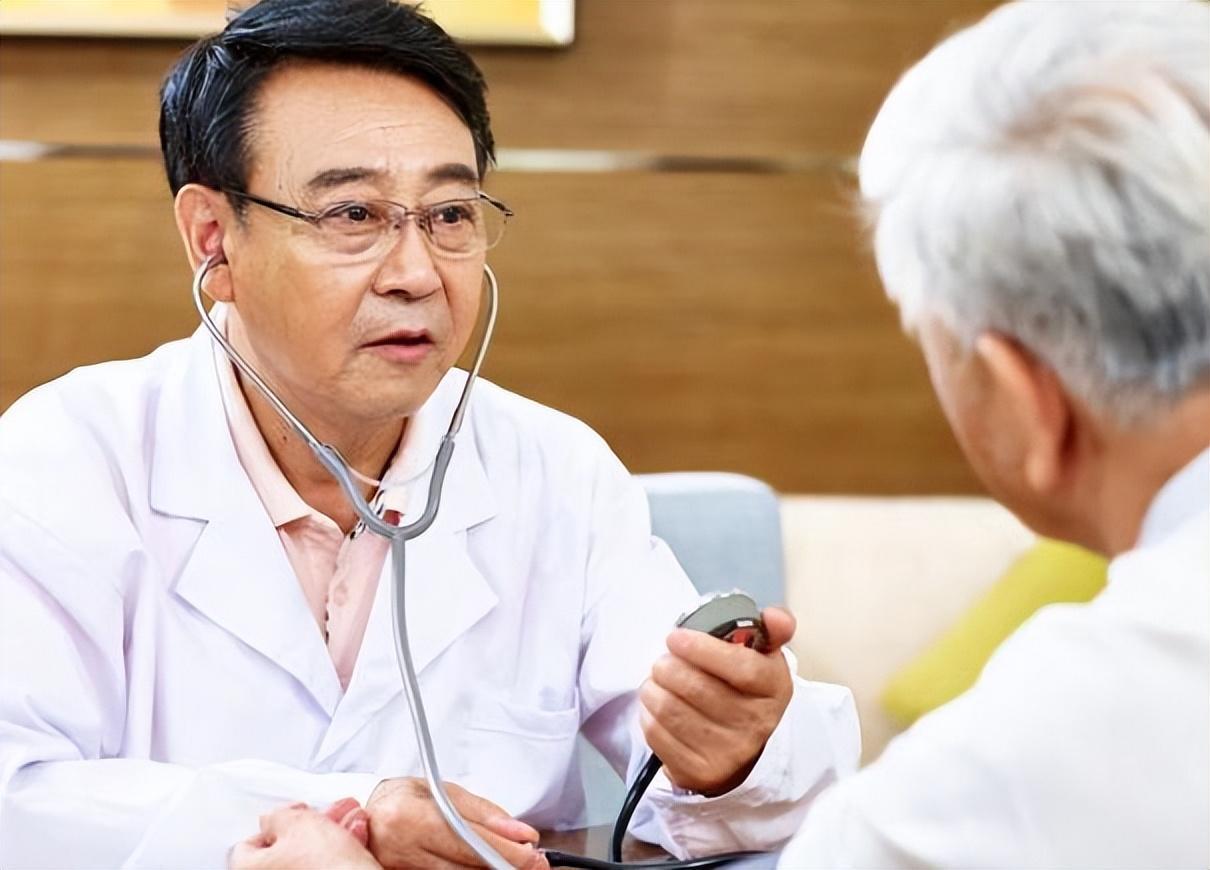 教授和主任醫(yī)師哪個(gè)更有經(jīng)驗(yàn)（看病主任厲害還是教授）