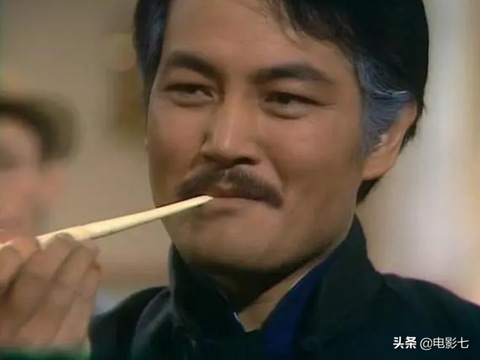 周星馳和金庸誰的成就高？(周星馳多高)