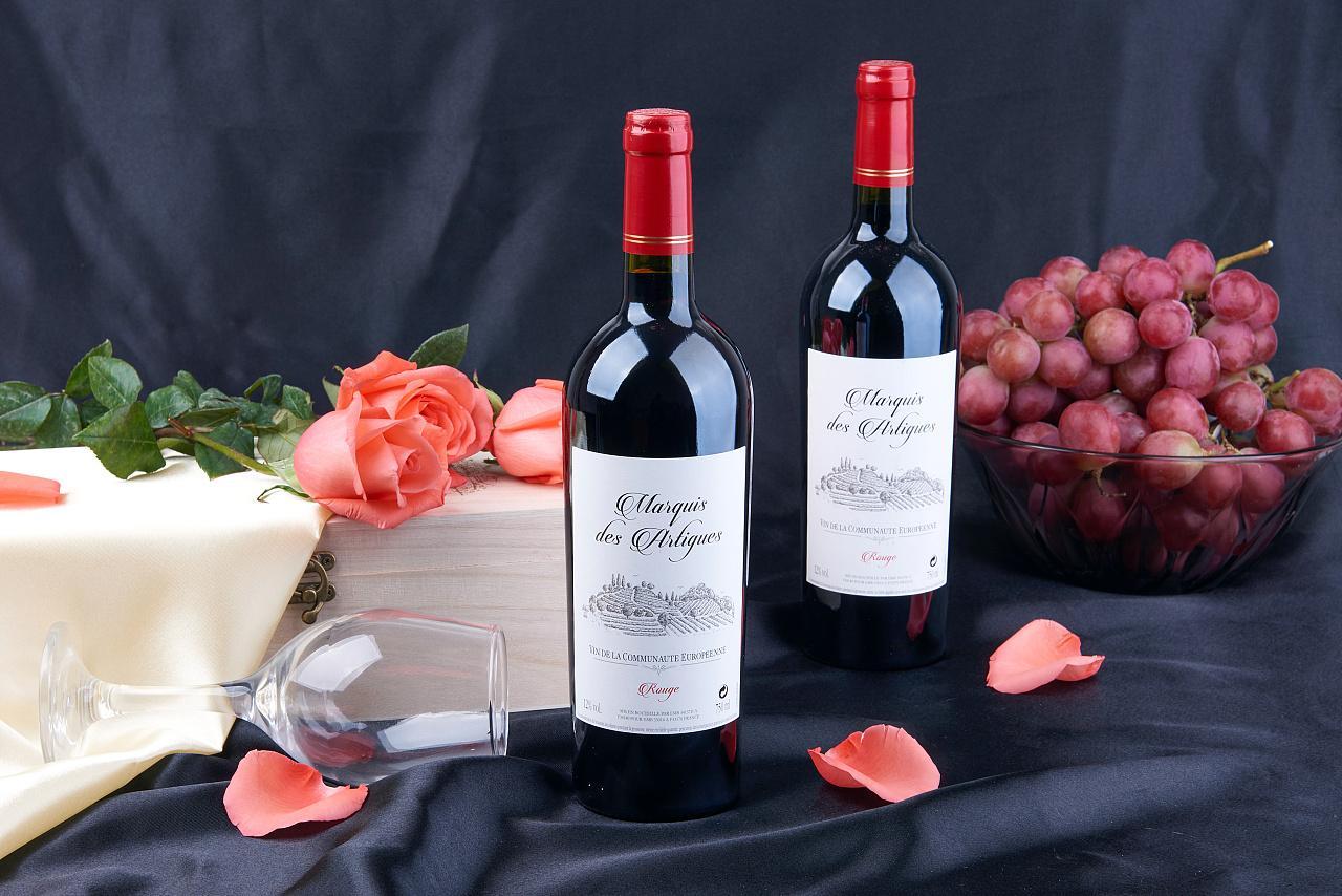 紅酒和葡萄酒有什么區別？(紅酒是不是葡萄酒)