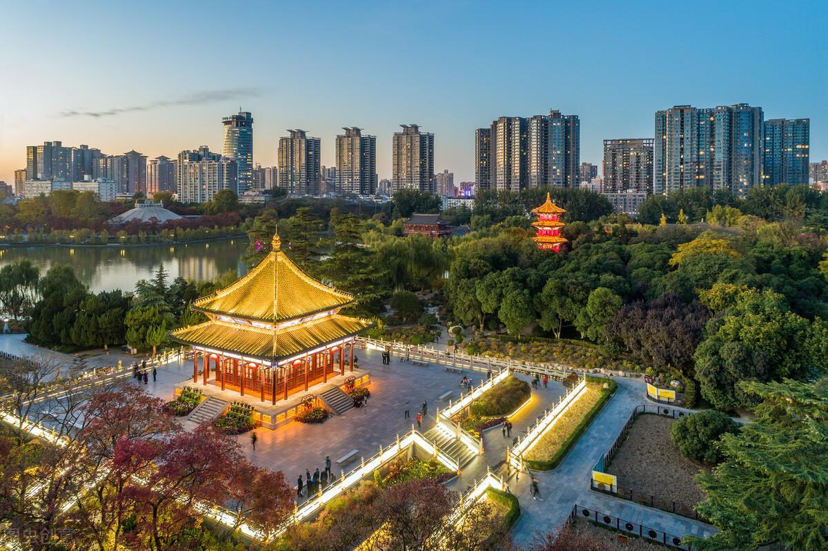 最新十大火爐城市排名(中國(guó)十大最熱的城市排名)