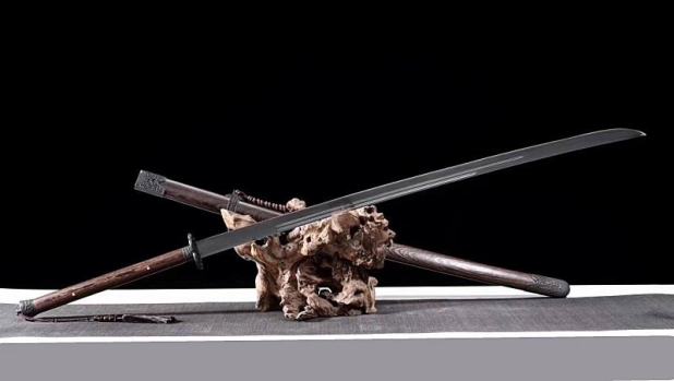 中華苗刀圖片(中國古代冷兵器苗刀)