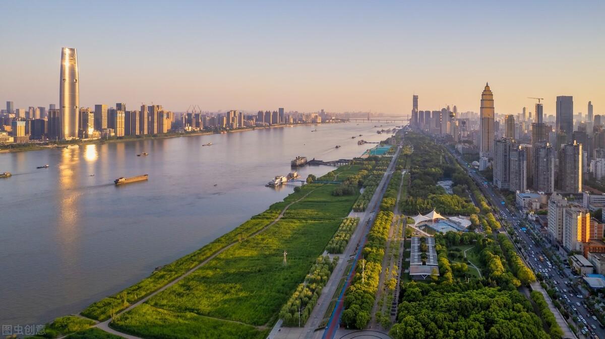 最新十大火爐城市排名(中國(guó)十大最熱的城市排名)