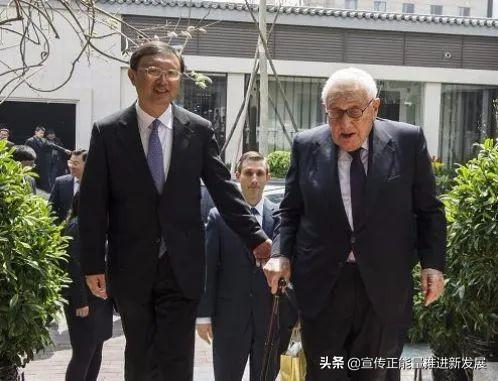 外交部300萬字涉美國發(fā)言都說了啥，通過外交部高翻張京精準有力的翻譯直擊美方痛點