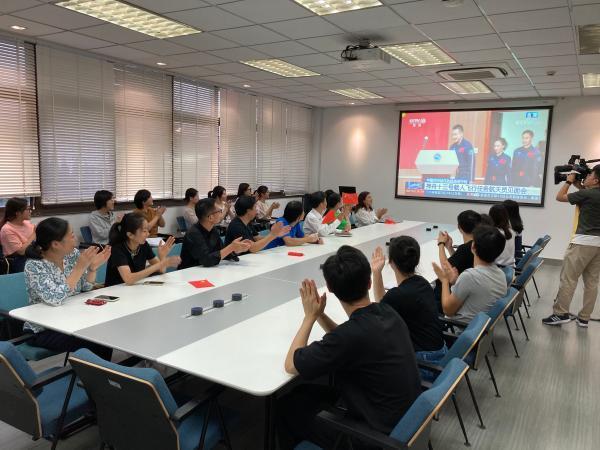 3位航天員太空出差都帶了什么,3位航天員太空出差帶的物品