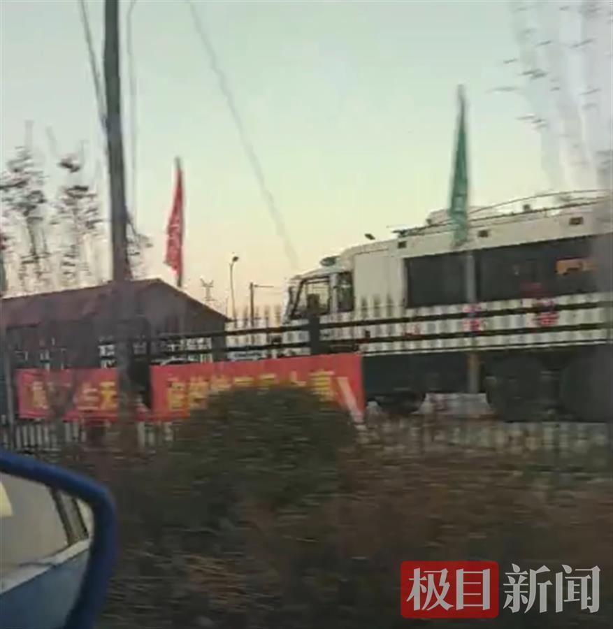 疑似吉林監(jiān)獄罪犯脫逃視頻曝光,相關(guān)部門正組織人員全力進(jìn)行搜索