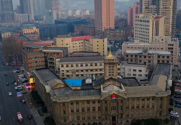 中山廣場(chǎng)的由來(lái)(大連中山廣場(chǎng)的歷史)