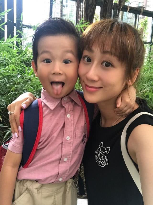 蔣麗莎個人資料簡介(生了幾個男孩幾個女孩？)