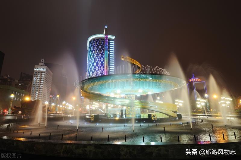 中國(guó)十大城市廣場(chǎng)排名(全國(guó)十大城市廣場(chǎng)排行榜)