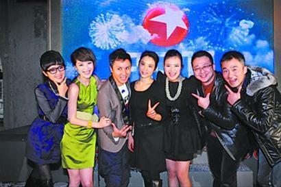 曹可凡被辭退「推薦上海主持一哥曹可凡被辭退」