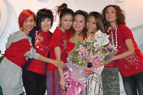 港臺著名女歌手有哪些（香港最頂級女歌手杜麗莎）