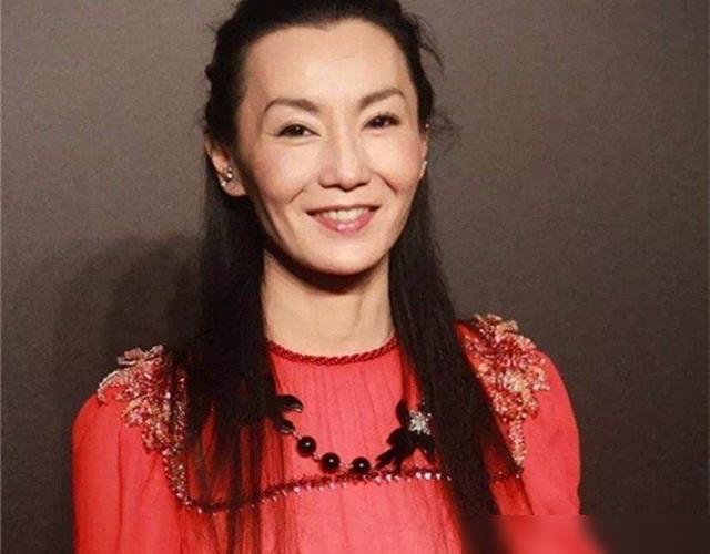 港片女神盛世美顏（港臺(tái)10大經(jīng)典女神）
