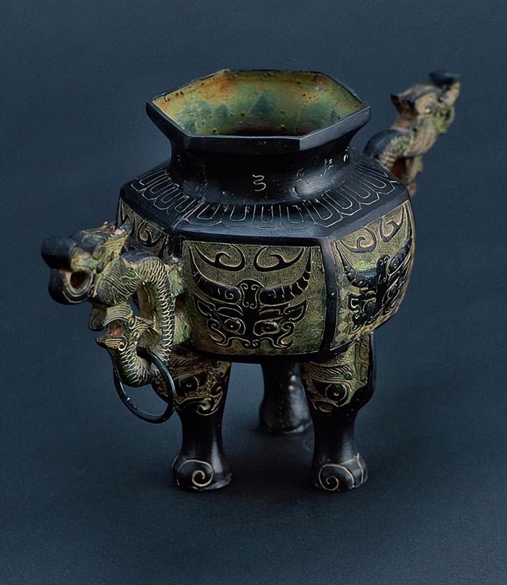 人類從什么時候開始會取火的？(煙花是什么時候發明的)