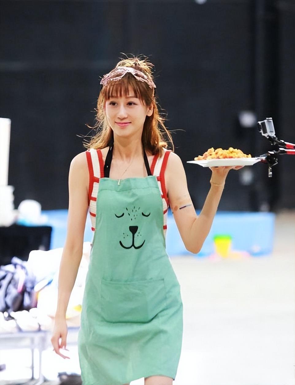 蔣麗莎個人資料簡介(生了幾個男孩幾個女孩？)