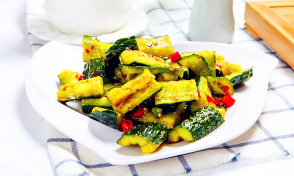 涼拌黃瓜的醬料怎么調好吃又簡單