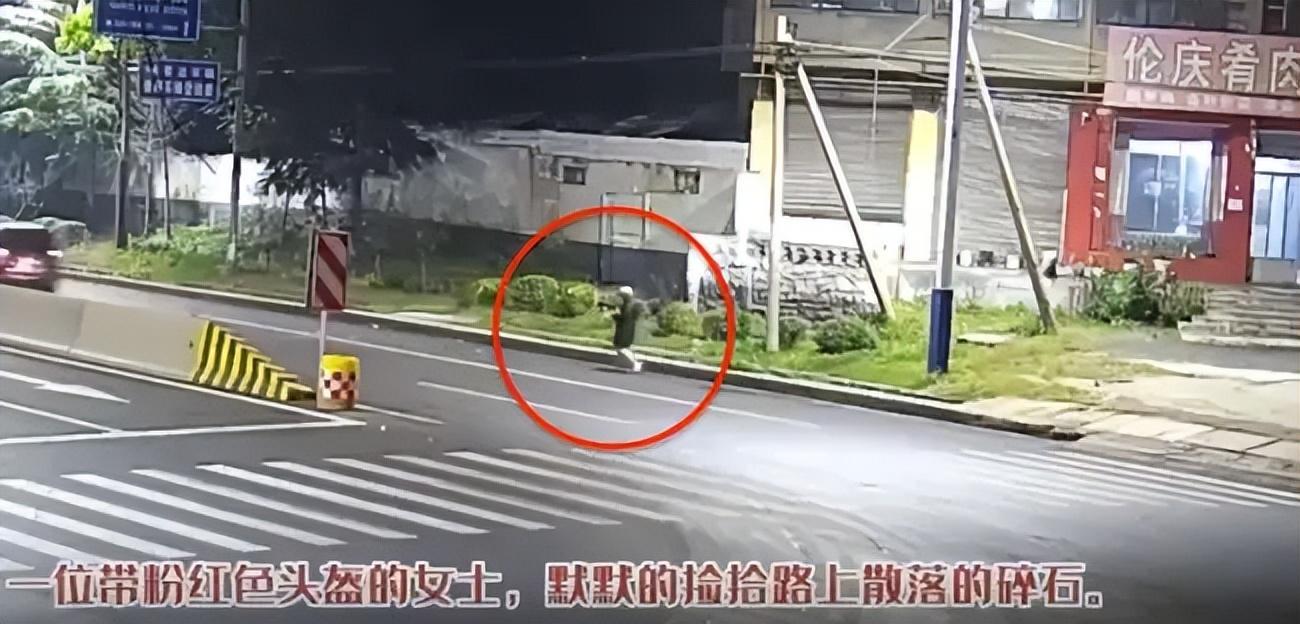 濟南彎腰撿石子女孩回應走紅（28次彎腰撿石子引無數網友稱贊）