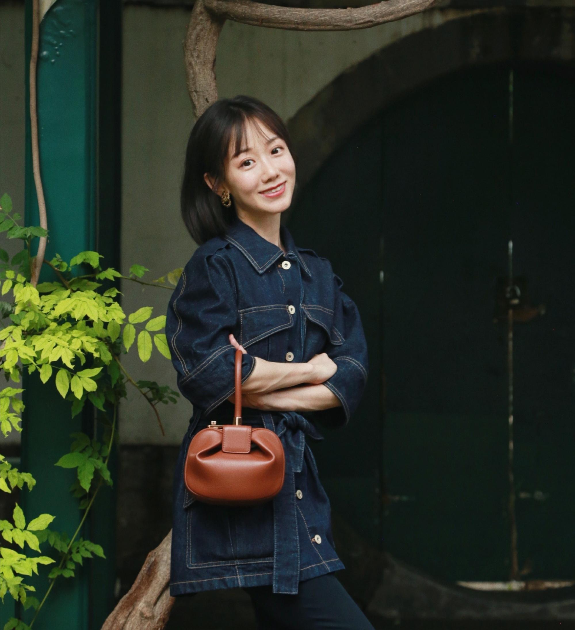 鄰家女孩女裝是什么風格的（鄰家妹妹風穿搭火了）