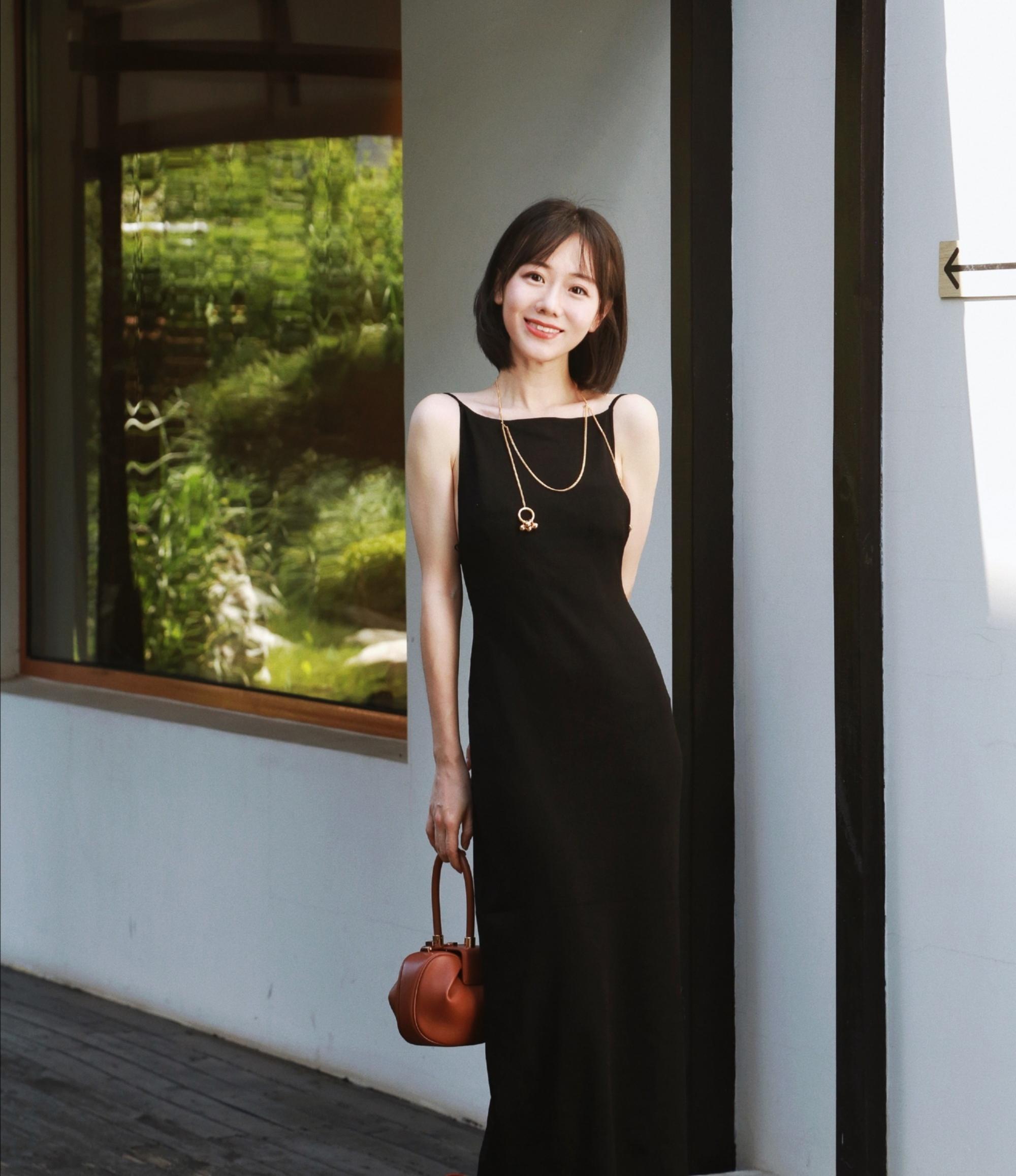 鄰家女孩女裝是什么風格的（鄰家妹妹風穿搭火了）