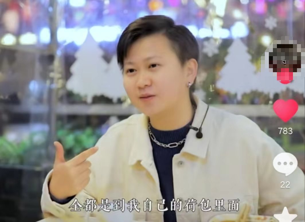說唱女歌手轉行賣燒烤年入百萬,直言賣燒烤更賺錢